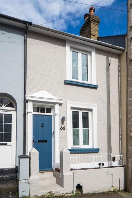 Captain'S Cottage - Central West Cowes - Spacious, Entire 1-Bed Home Extérieur photo