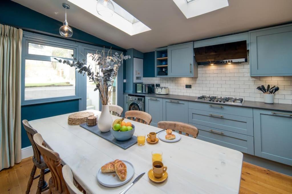 Captain'S Cottage - Central West Cowes - Spacious, Entire 1-Bed Home Extérieur photo